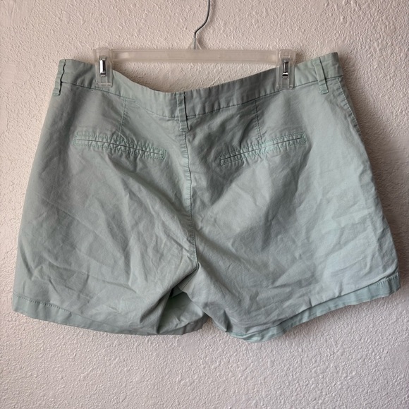 Old Navy Mint Green Shorts - Picture 2 of 4